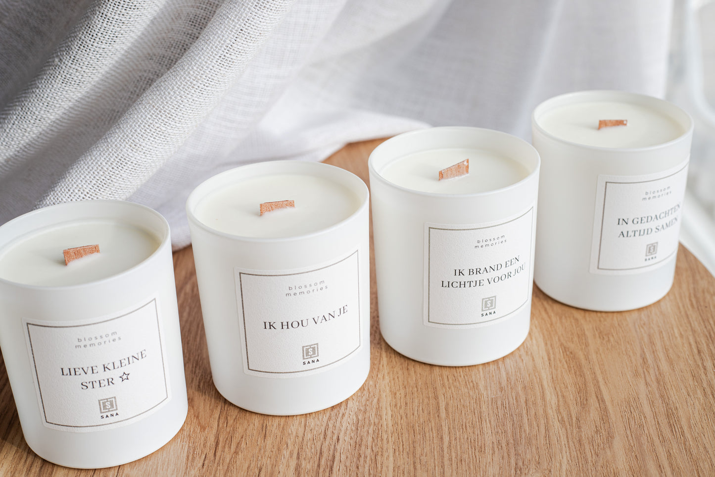 Kaars wit geurkaars herdenkingskaars woodwick dood rouw verlies rouwcadeau ster sterrekindje sterretje ik hou van je ik brand een lichtje in gedachten altijd samen