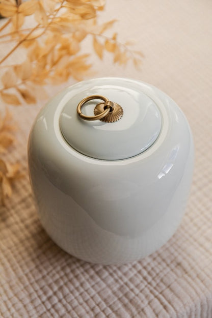 Lotus urn - 1L