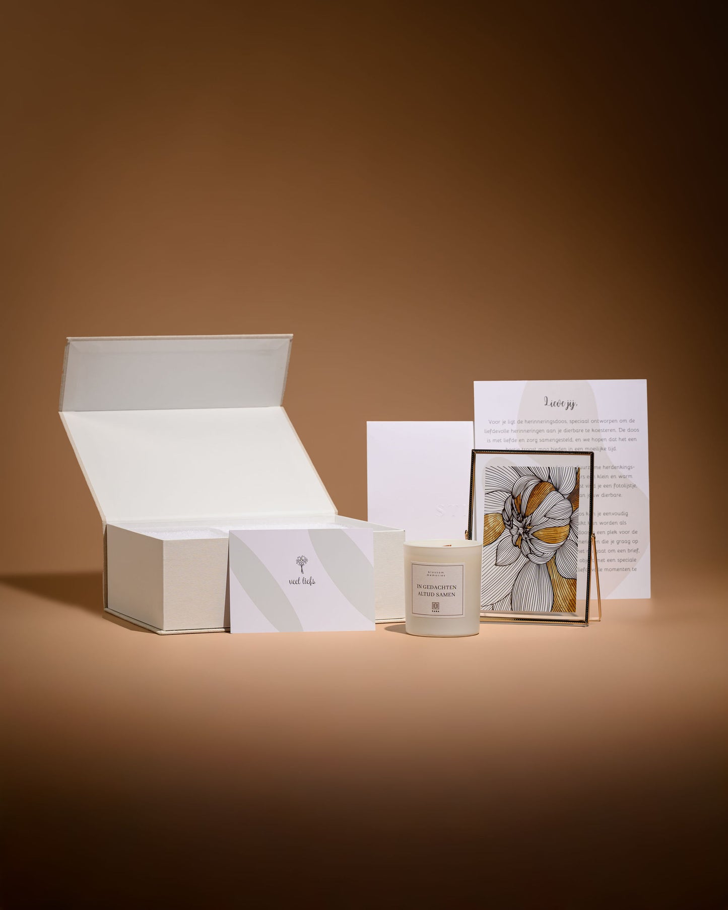 Linnen Herinneringsdoos – Een Verzorgd Troostcadeau