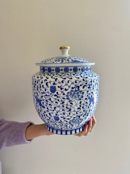 blauwe witte urn urne delfts blauwe hollandse volwassene urn  menselijk as hond kat bloemen