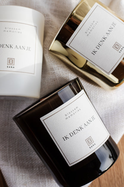 kaars zwart wit goud herdenkingskaars dood rouw geliefde rouwcadeau geschenk woodwick ik denk aan je  